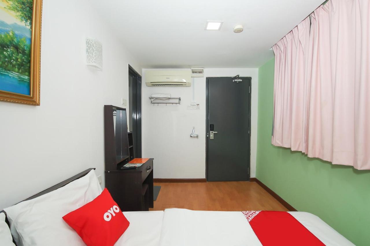 Super Oyo 90345 Tm Hotel Ampang  Exterior photo